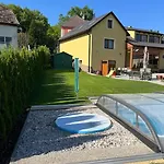 V Brdech S Bazenem, Infra Saunou A Vybavenim Willa Mala Viska