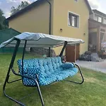 Willa V Brdech S Bazenem, Infra Saunou A Vybavenim *