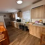 V Brdech S Bazenem, Infra Saunou A Vybavenim * Mala Viska