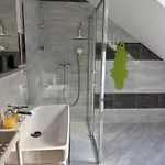 V Brdech S Bazenem, Infra Saunou A Vybavenim *