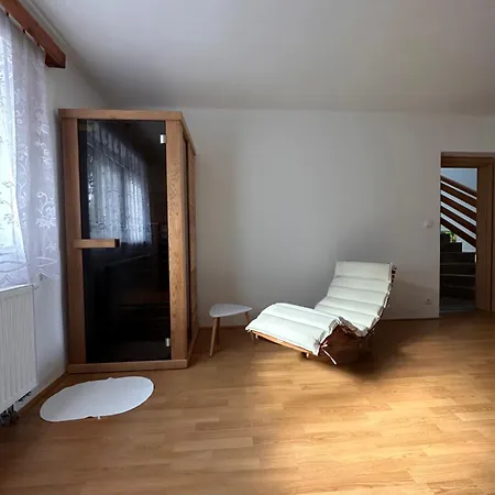 V Brdech S Bazenem, Infra Saunou A Vybavenim Willa Mala Viska