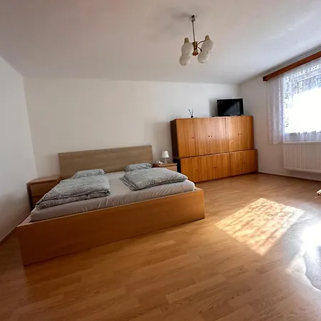V Brdech S Bazenem, Infra Saunou A Vybavenim * Mala Viska