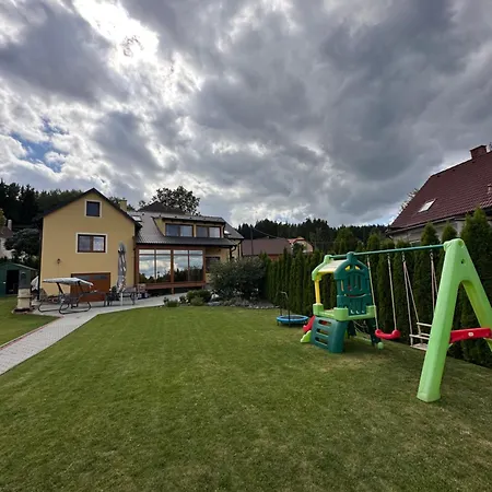 V Brdech S Bazénem, Infra Saunou A Vybavením Villa Mala Viska