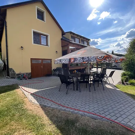 Willa V Brdech S Bazenem, Infra Saunou A Vybavenim *