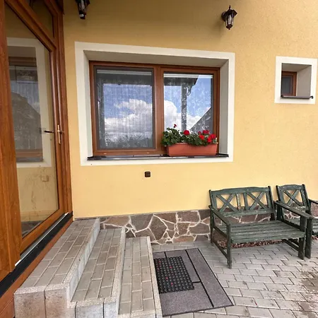Willa V Brdech S Bazenem, Infra Saunou A Vybavenim Mala Viska