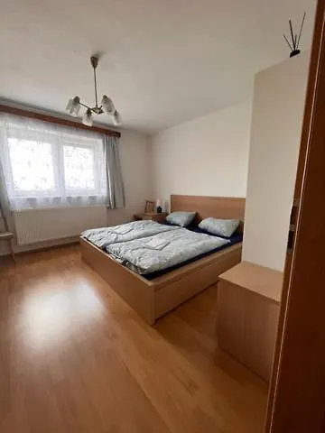 V Brdech S Bazenem, Infra Saunou A Vybavenim Willa Mala Viska