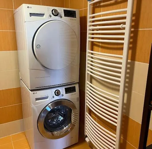 Willa V Brdech S Bazenem, Infra Saunou A Vybavenim Mala Viska