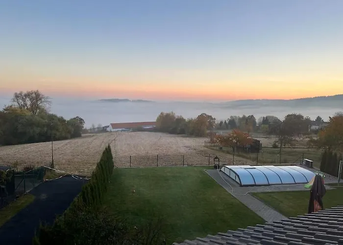 V Brdech S Bazenem, Infra Saunou A Vybavenim Willa *