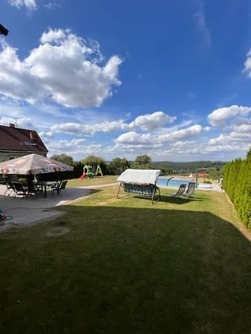 Willa V Brdech S Bazenem, Infra Saunou A Vybavenim *