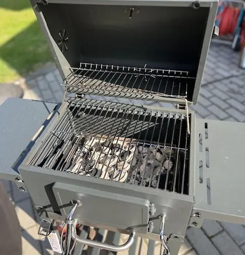 Willa V Brdech S Bazenem, Infra Saunou A Vybavenim Mala Viska