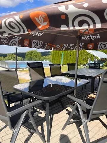 V Brdech S Bazenem, Infra Saunou A Vybavenim Willa *