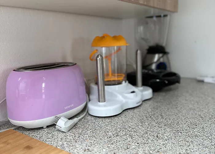 V Brdech S Bazenem, Infra Saunou A Vybavenim Willa Mala Viska