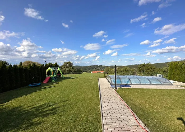 Willa V Brdech S Bazenem, Infra Saunou A Vybavenim *