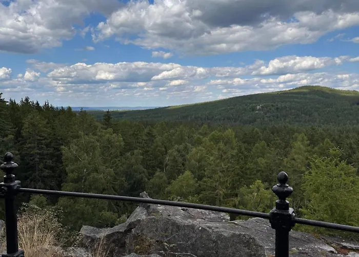 V Brdech S Bazenem, Infra Saunou A Vybavenim *