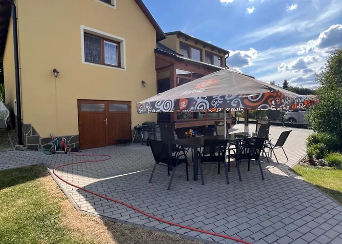 Willa V Brdech S Bazenem, Infra Saunou A Vybavenim *